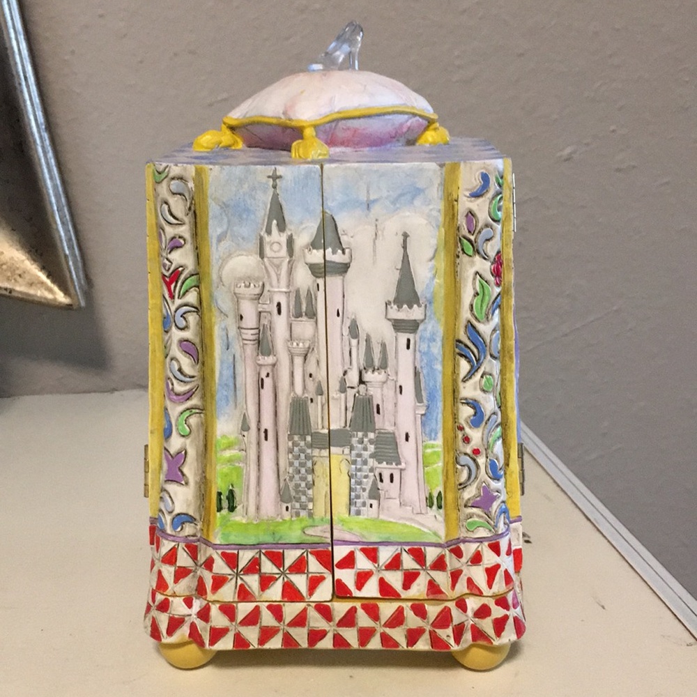 Jim Shore Disney - Treasures Fit for a Princess